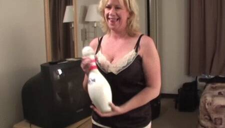 I Am Gonna Fuck A Bowling Pin! (mp4 sd)