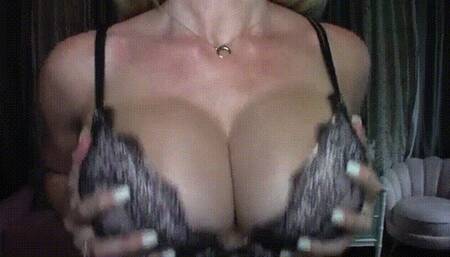 Goon for Goddess Gwen's Big Tits