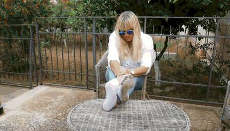 Finding a sneaker MP4(1920X1080)FHD