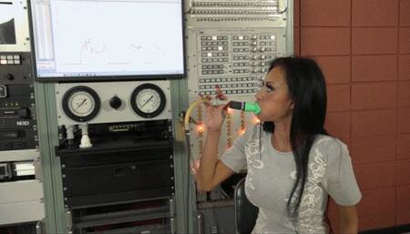 Willow Stretches Out Her Face and Tests Her Blowing Pressure (MP4 - 1080p)