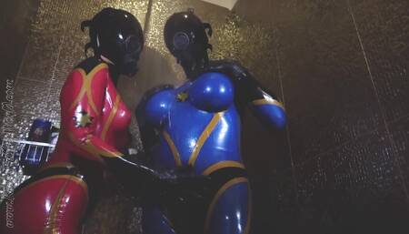 Latex Lea and Latex Lara- Latexdrone Shower