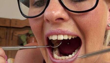 The Dentist Tool 2 HD-1080