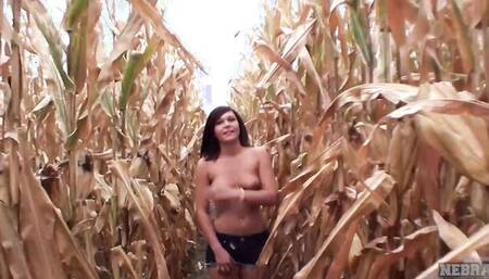 Cute teen babe is posing naked out in the open