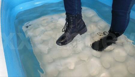 Boots and jeans in an inflatable pool
