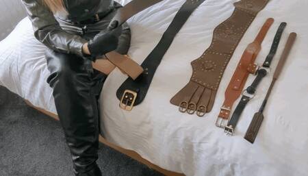 WIDE LEATHER BELT FETISH (720P)