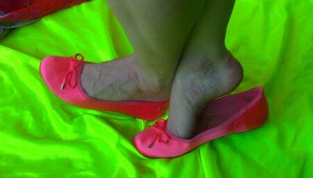 Coral Satin Flats Dangle (mkv)