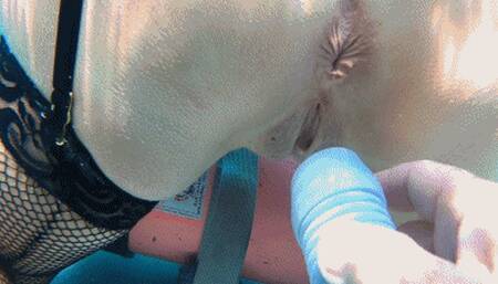 A Complete Ass Worship Underwater