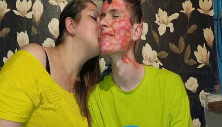 Kissed for a gift MP4(1280*720)HD