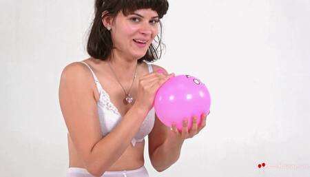 Petra tries to inflate the balloon but fails (4K)