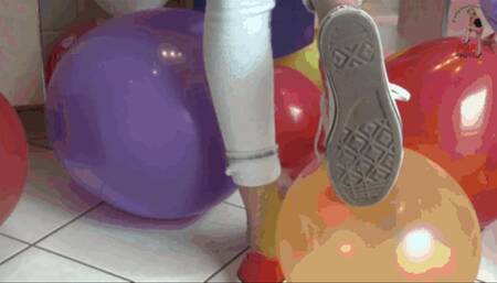 Balloon crush fun 26