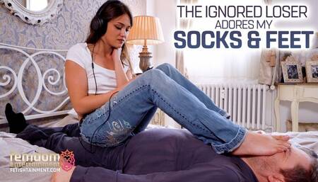 He adores my stinky socks and feet while I ignore him ( Foot Worship & Socks with Queen Marie Mueller ) - FULL HD MP4