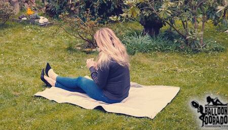 Megans Balloon surprise for Cold Angel - Angels 24 Inch Tornado balloon blow and nonpop 4K UHD Version