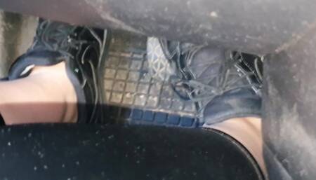 Heel Toe Downshifting in Nike Sneakers Mazda