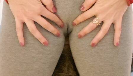 Tonight I want to wet my leggings with my orgasm! Part 2 (4K, Resolution: 2160x3840)