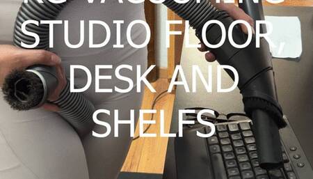 KG VACUUMING STUDIO FLOOR DESK AND SHELF