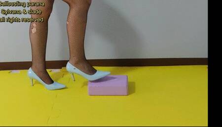 396 Ball stomping with blue scarpin and fishnet socks (Version with cam zoom)
