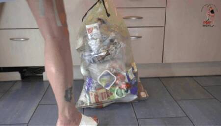 Trash bag crushing 28