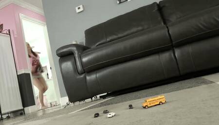 Giantess Sadie Holmes Dominates & Devours Shrunken Cars Full Of Tinies (HD 1080p MP4)