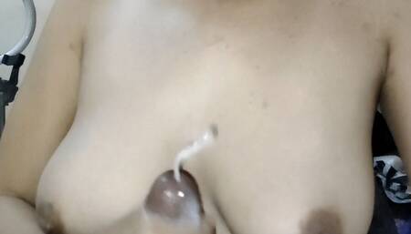 Silvana After Bath Wants Blowjob and Hanjob Until Squirt