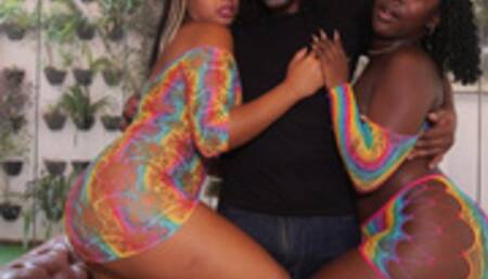 Plowing the Holes of Holly Bombom & Soraya Castro and Cumshot