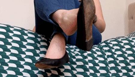 (354) My Shoe Collection 008: BB Leather Ballet Flats (Mobile, WMV)