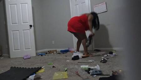 Tiny Human in Giantess Laundry Basket POV 1080