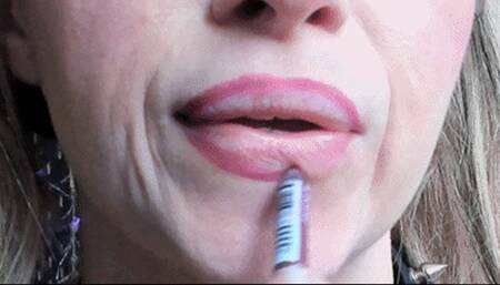 Dark Purple Lipstick Lip Smelling (HD) WMV