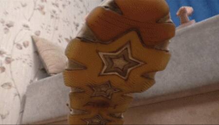 Joyful hottie is always glad to show her legs, fc259x 1080p