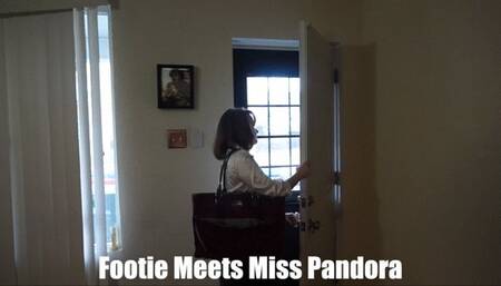 Miss Pandora in: Footy meets Miss Pandora MP4 Hi Res