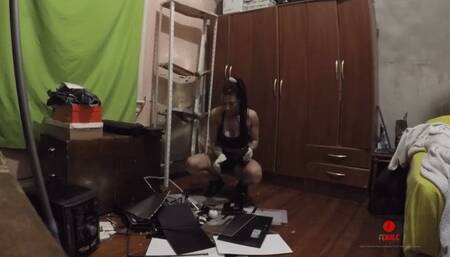 Netbook crushed AVI HD CAM 1