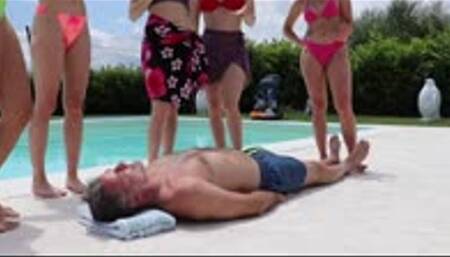 GEA DOMINA - Villa of the Dominatrixes - Hard trampling under the sun (Mobile)