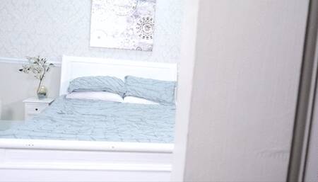 Fucking my Flat Mate's Boyfriend