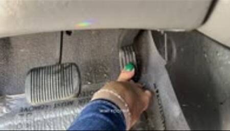 '02 Ford Focus Junkyard Tiny Pedal