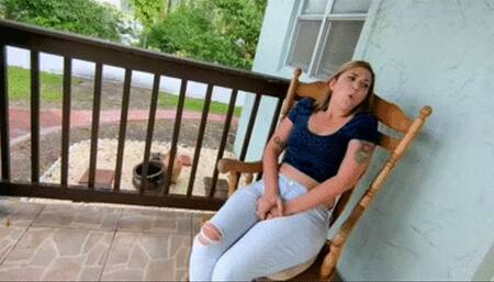 INEED2PEE IPOD Ayla locked out and wetting her pants omorashi