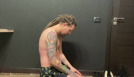 Ballbusting barefoot and in three different pairs of shoes