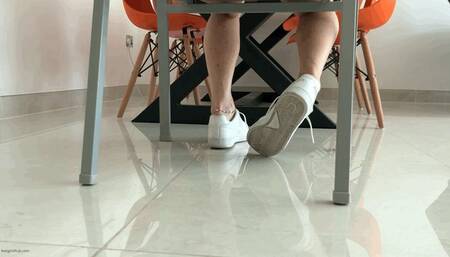 BIG FEET IN SNEAKERS SHOEPLAY UNDER THE TABLE - MOV Mobile Version