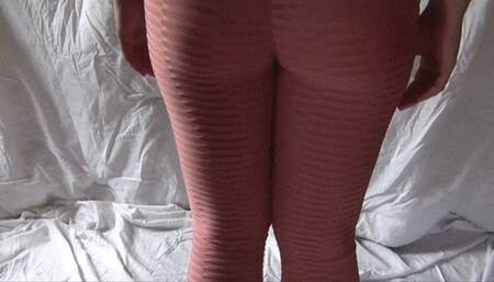 Felicity Eats a Giant Snack on Top of Matt (wmv)