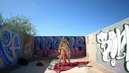 Exotic Wing Goddess And Her Cumtastic Vibes Outside!