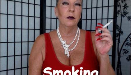 Smoking Fetish Taking a Smoke Break XHD (WMV)