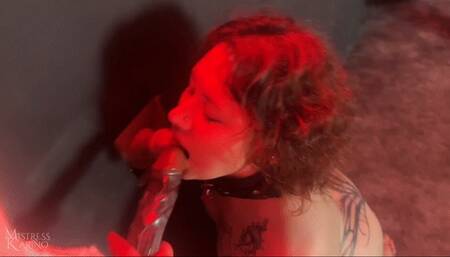 Female slut will play in gloryhole on my strapon and real cock