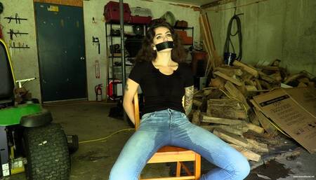 She Pissed Herself Three Times (MP4 1080p) - Ramona Vixen