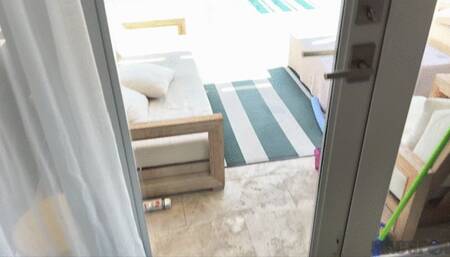 Ebony Thick babe Charlotte Lavish Gets Fucked Outside with Big Facial