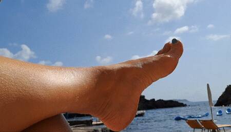 SEXY FEET AND CRASHING WAVES
