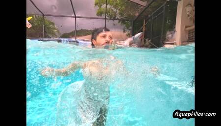 Aquaphilias- Skylar- Bride Cant Swim