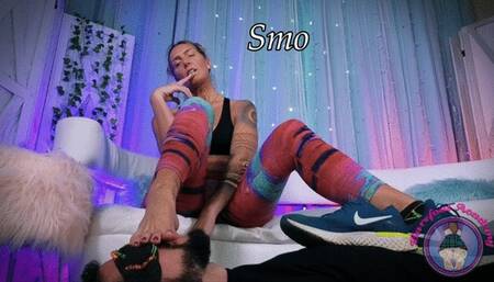 Smothered By Mikayla's Size 16s MOV