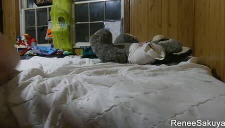 Hairy pussy dildo fucking wearing panties and nude bra, 480p