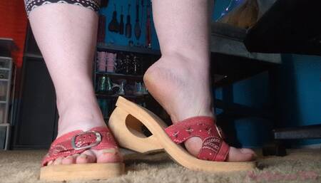 Red Denim Foam Wedge Heels with Long Toenails