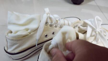 LCT237a XiaoG High Heeled Stockings Conquest Femdom Salary Squeeze POV Step on you and become a slave under my feet~!