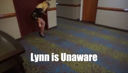 Lynn Winter in: Lynn is Unaware MP4 Lo Res