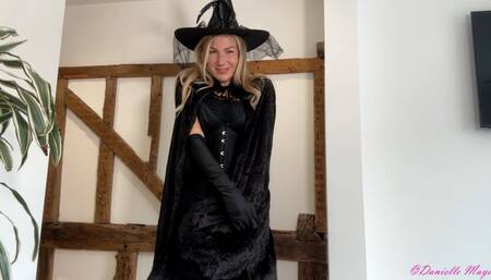 Dani The Witch Likes Them Plumpy